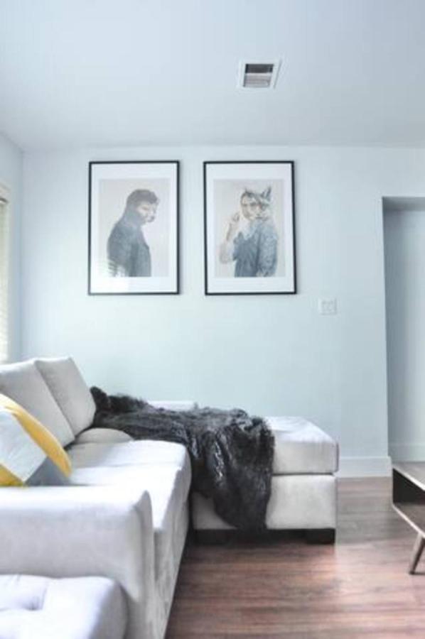 Cozy 1 Bd Suite Centrally Located Норт Ванкувър Екстериор снимка